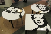 TVP   stoliki  z  M.Monroe 3